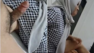 Bokep INDO Bu Guru DI paksa BlowJob in Kontol Muridnya DI UKS 